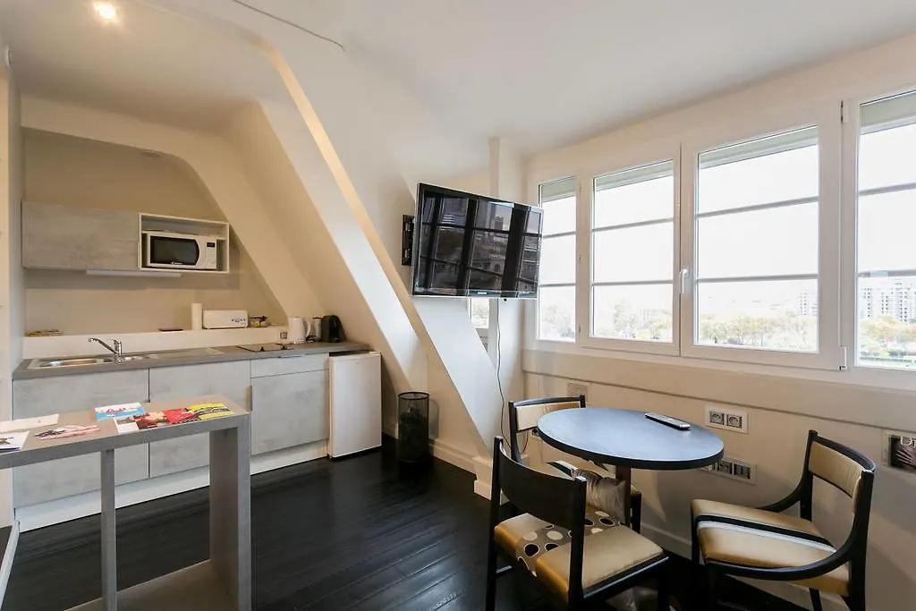 Apartment Cmg Tour Eiffel I